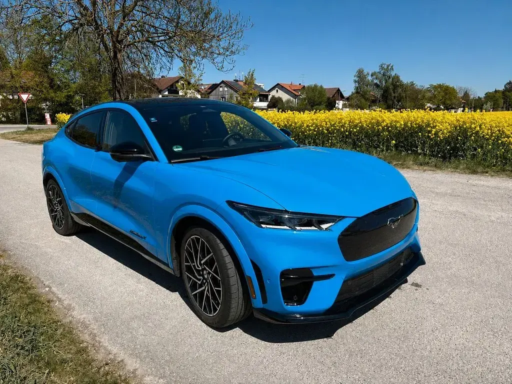 Gebraucht Ford Mustang Mach-E GT 358 kW (487 PS) 2022 Blau SUV