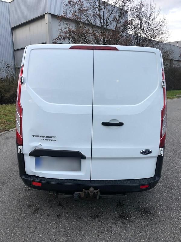 Gebraucht Ford Transit Custom 107 PS (78 kW) 2020 Weiß Van / Kleinbus