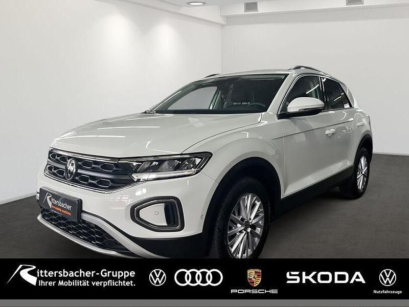 Pure white Gebraucht 2024 VW T-Roc Life SUV | 23.890 € (Fairer Preis) - Bild 1/4