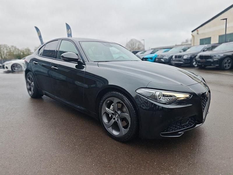 Gebraucht Alfa Romeo Giulia Tech Edition 200 PS (147 kW) 2018 Schwarz Limousine