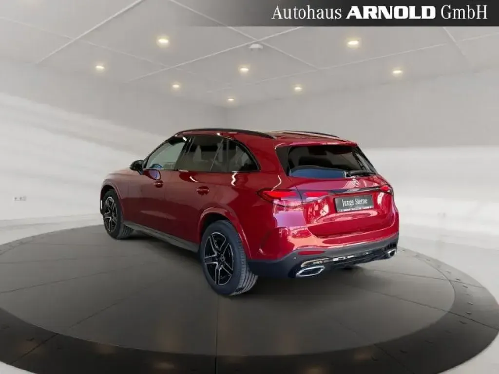 Gebraucht Mercedes GLC220 197 PS (144 kW) 2025 Manufaktur patagonienrot bright (metallic) SUV
