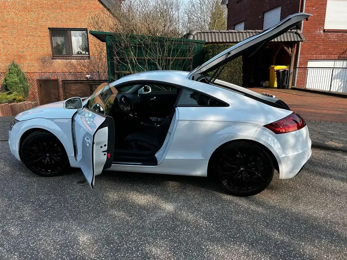 Gebraucht Audi TT 160 PS (117 kW) 2012 Weiß Coupé