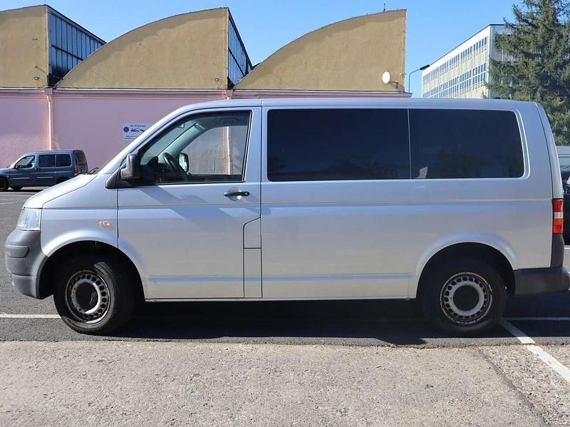 Gebraucht VW T5 102 PS (75 kW) 2008 Reflexsilber Van