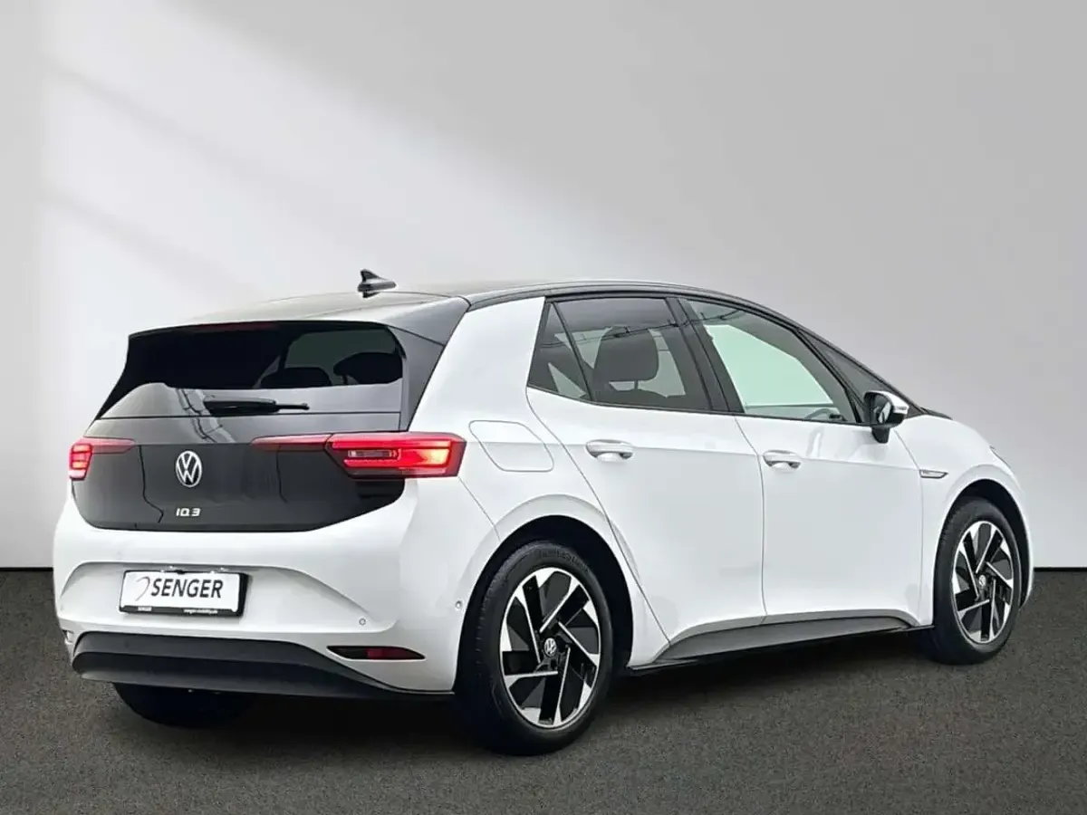Gebraucht VW ID.3 Pro Performance 150 kW (204 PS) 2023 Weiß Kleinwagen