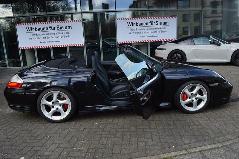 Gebraucht Porsche 911 Carrera 4S Cabriolet 320 PS (235 kW) 2004 Schwarz Cabrio