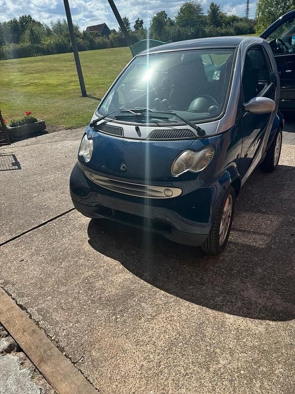Blau Gebraucht 2006 Smart ForTwo Coupé Kleinwagen | 1.800 € - Bild 1/4