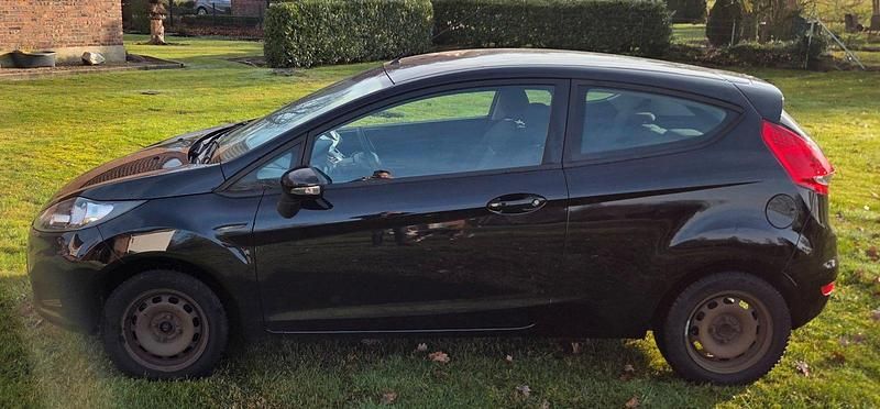 Usata Ford Fiesta 2011 Nero Utilitaria