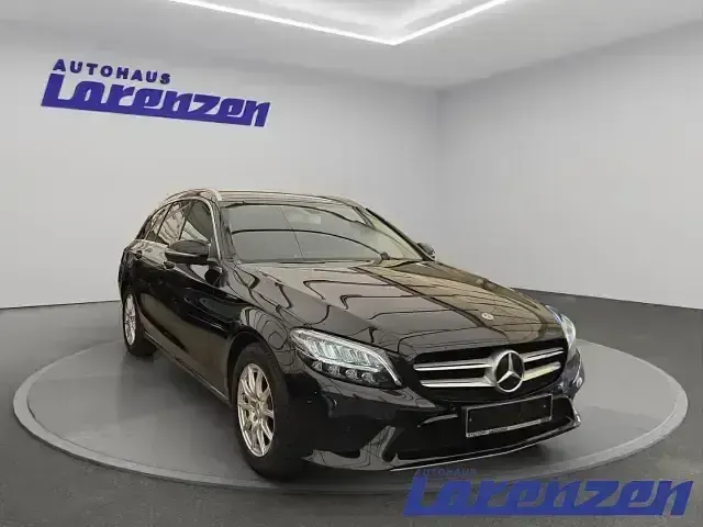 Gebraucht Mercedes C220 Avantgarde 194 PS (142 kW) 2021 Schwarz  unilack Kombi