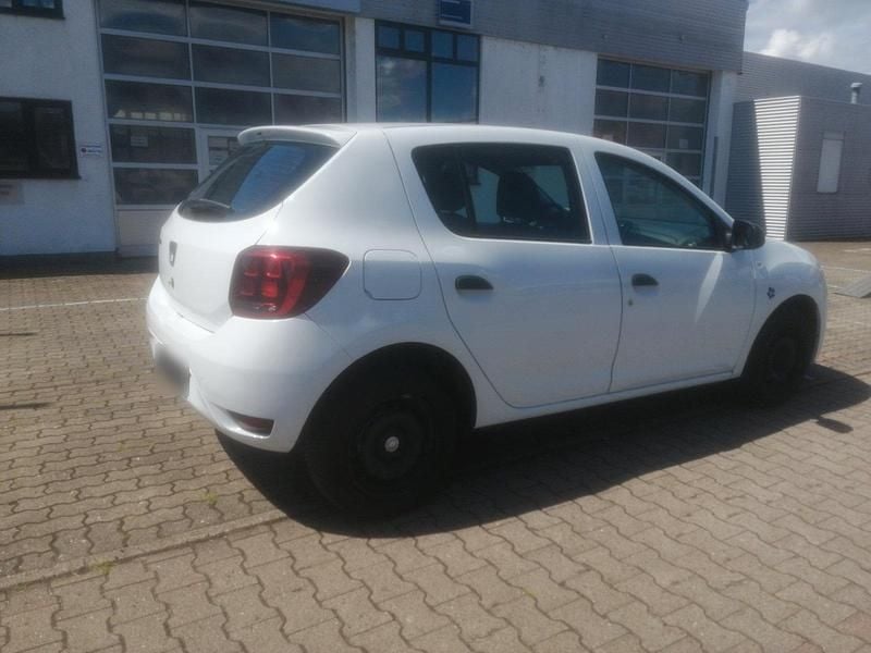 Gebraucht Dacia Sandero 75 PS (55 kW) 2019 Weiß Kleinwagen