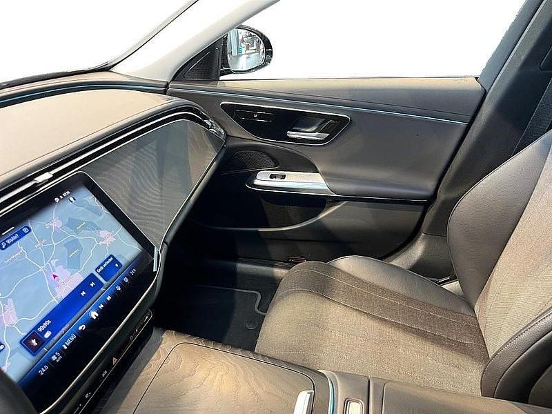 Usado Mercedes E220 Avantgarde 197 CV (144 kW) 2024 Negro Familiar