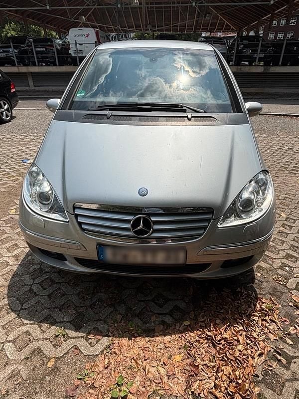 Grau Gebraucht 2005 Mercedes A200 Limousine | 900 € (Superpreis) - Bild 1/4