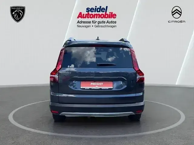 Gebraucht Dacia Jogger Comfort 110 PS (80 kW) 2022 Grau Van / Kleinbus