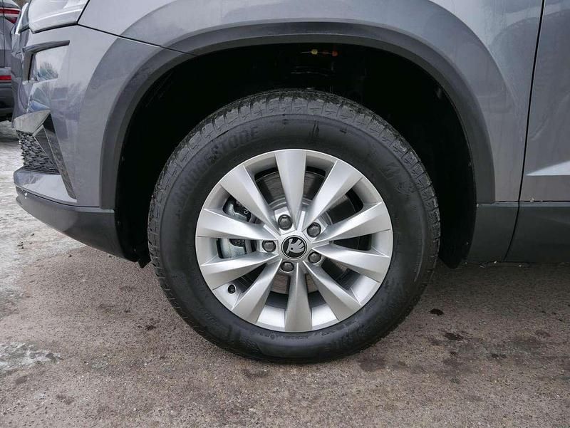 Neu Skoda Karoq Selection 150 PS (110 kW) 2026 Graphite grau metallic SUV