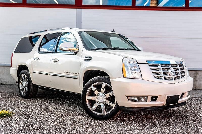 Gebraucht Cadillac Escalade 409 PS (300 kW) 2007 Weiß SUV