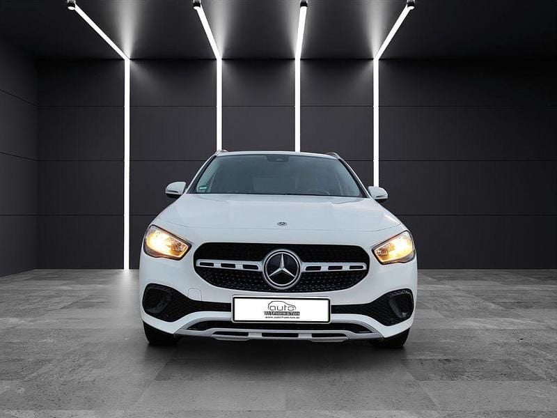Gebraucht Mercedes GLA250 218 PS (160 kW) 2022 Weiß SUV