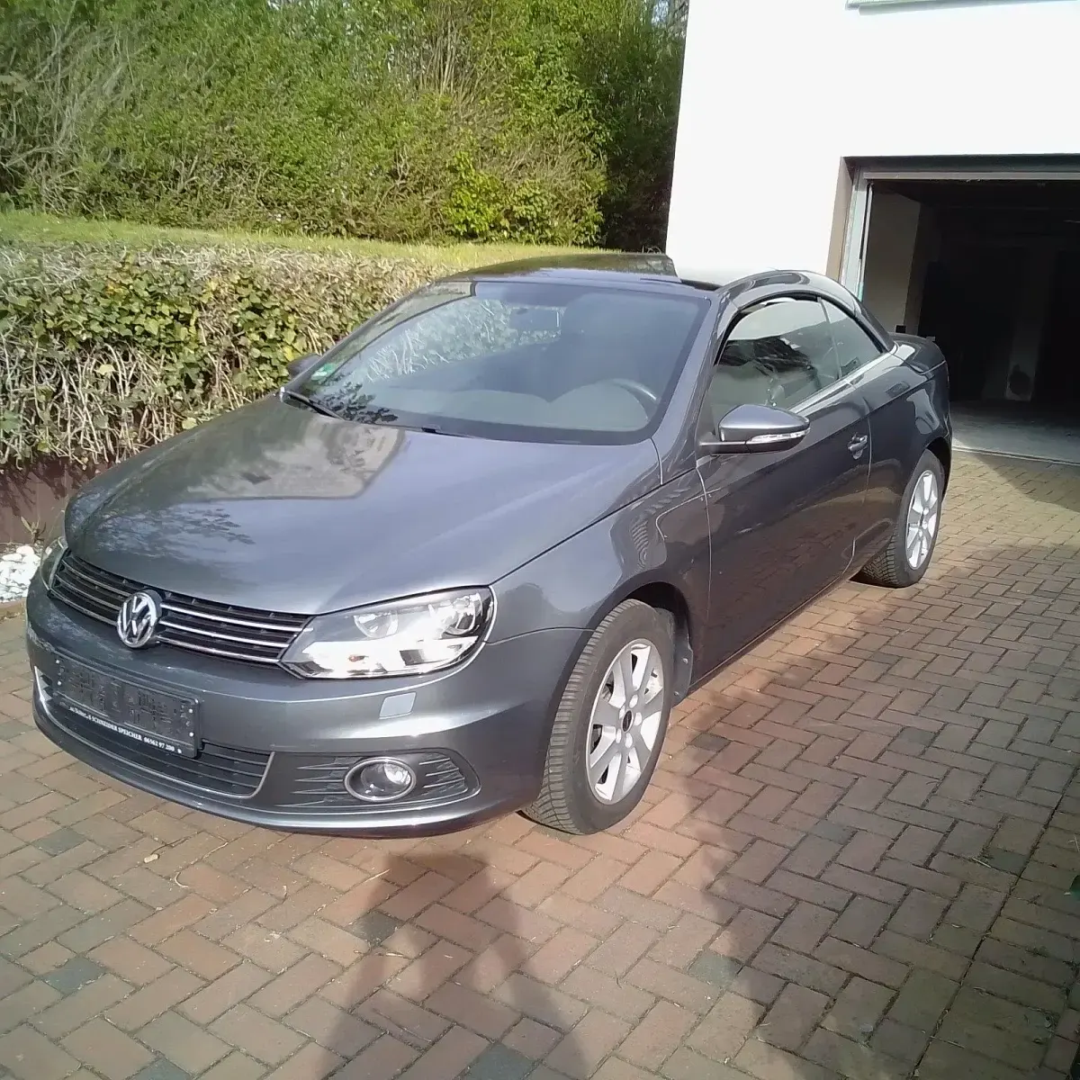 Usata VW Eos 122 CV (89 kW) 2012 Grigio Cabrio