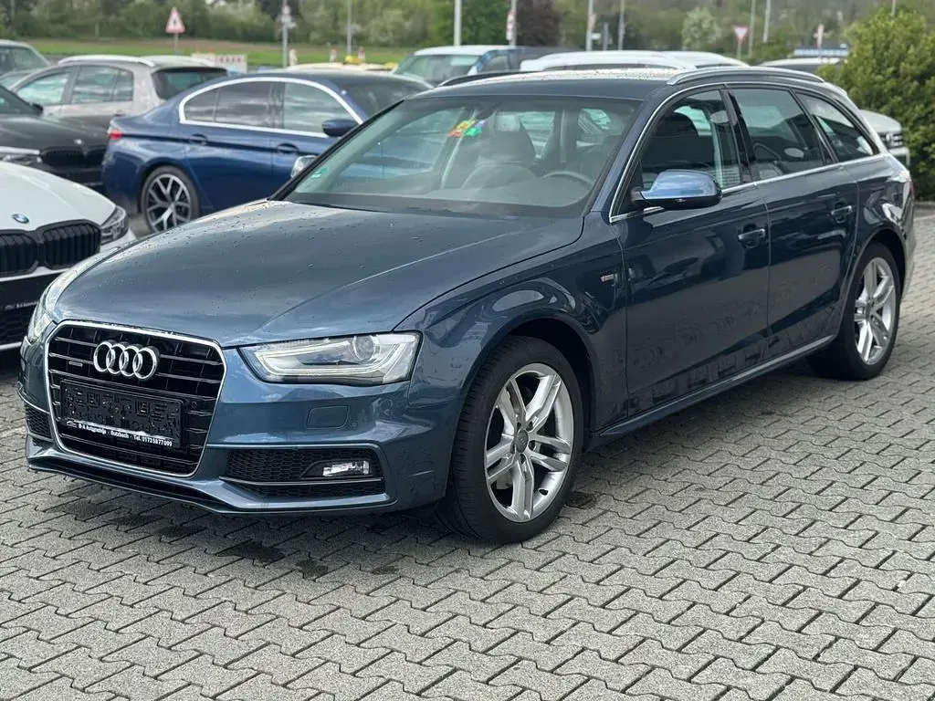 Gebraucht Audi A4 S-Line 224 PS (164 kW) 2015 Utopiablau Kombi