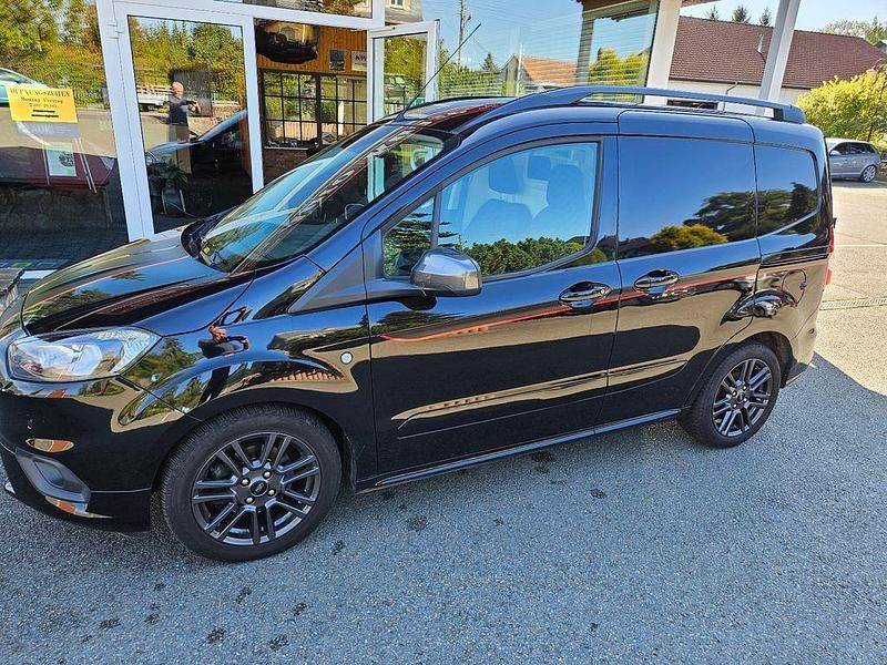 Schwarz Gebraucht 2022 Ford Transit Sport Limousine | 18.350 € (Etwas zu teuer) - Bild 1/4