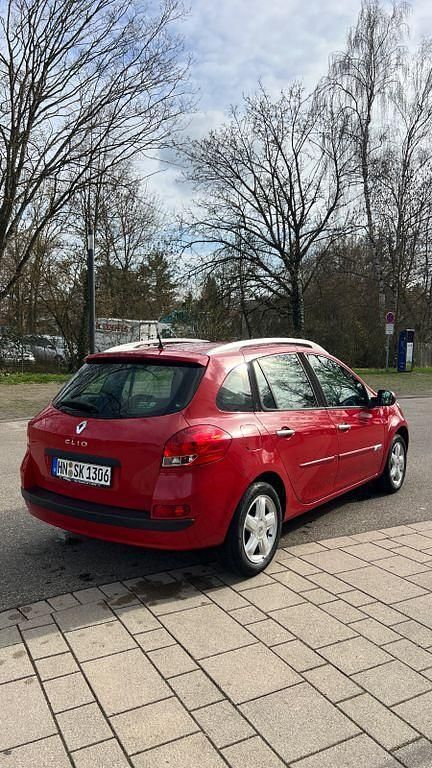Gebraucht Renault Clio II Dynamique 75 PS (55 kW) 2011 Rot Limousine