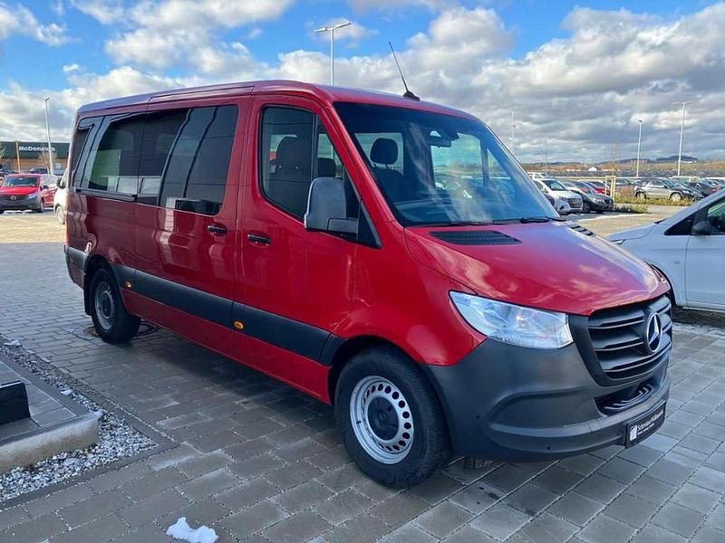 Gebraucht Mercedes Sprinter 170 PS (125 kW) 2022 Rot jupiterrot Van