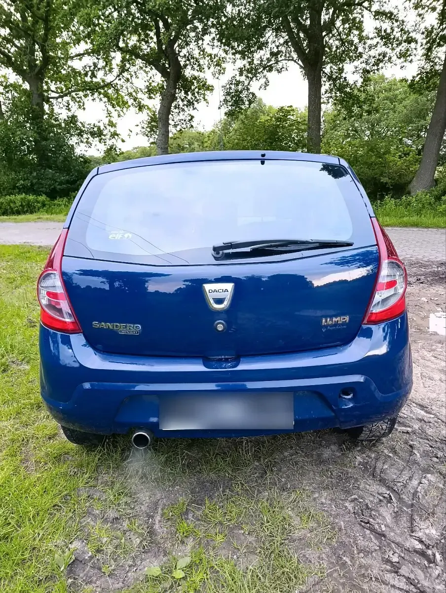Gebraucht Dacia Sandero 75 PS (55 kW) 2010 Blau Kleinwagen
