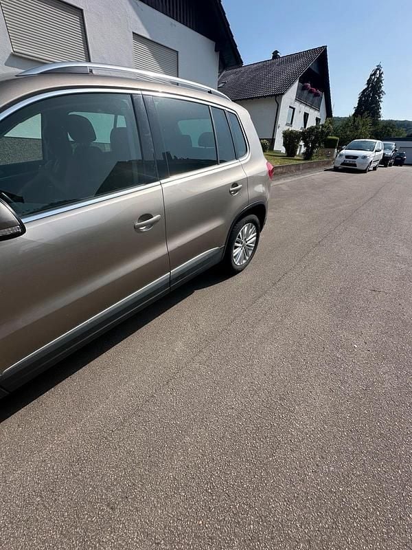 Gebraucht VW Tiguan 160 PS (117 kW) 2014 Gold SUV