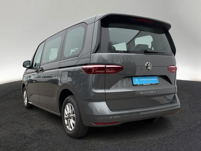 Second-hand VW Multivan Basis 150 CP (110 kW) 2024 Monovolum