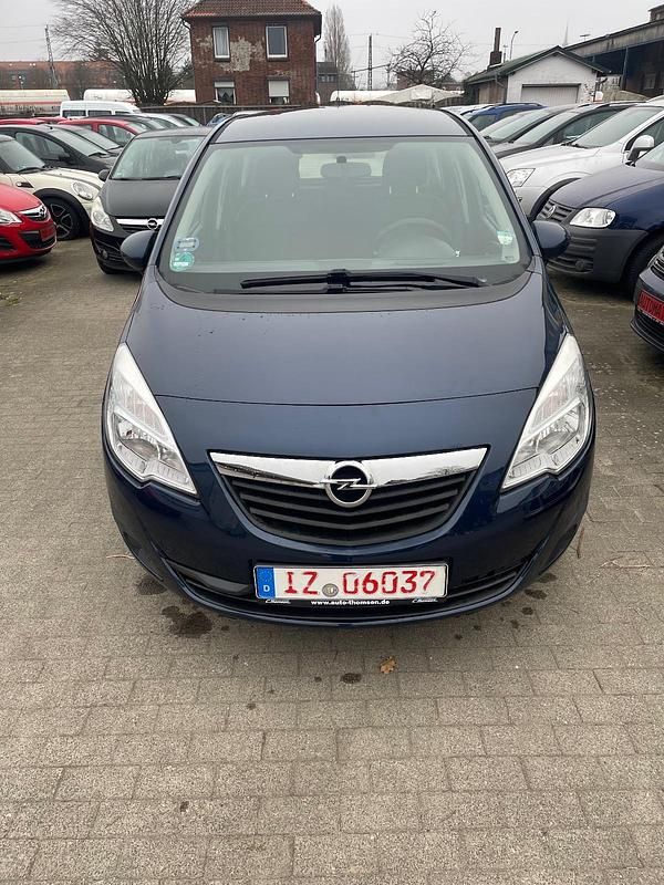 Gebraucht Opel Meriva 100 PS (73 kW) 2010 Blau Van / Kleinbus