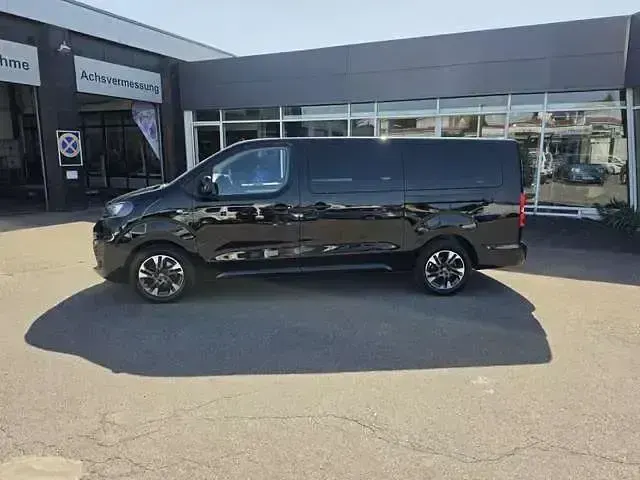 Gebraucht Opel Zafira Life Edition 177 PS (130 kW) 2024 Karbonschwarz Van / Kleinbus