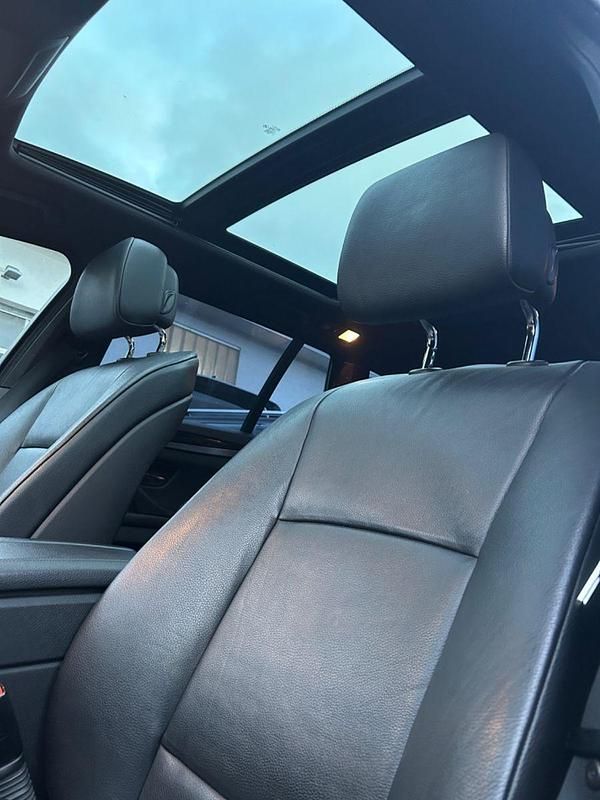 Gebraucht BMW 520 184 PS (135 kW) 2013 Schwarz Kombi