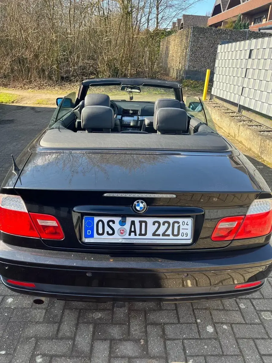 Gebraucht BMW 318 Cabriolet 150 PS (110 kW) 2007 Schwarz Cabrio
