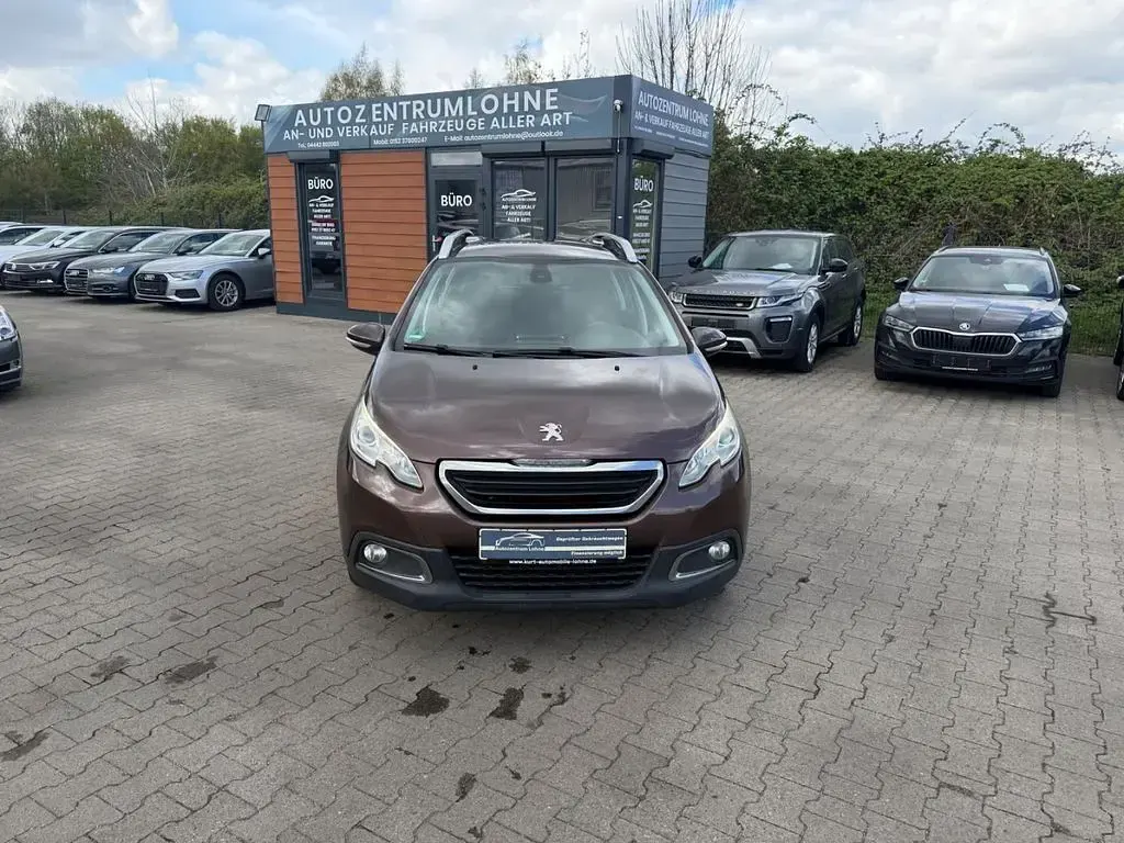 Gebraucht Peugeot 2008 Active 120 PS (88 kW) 2015 Braun SUV