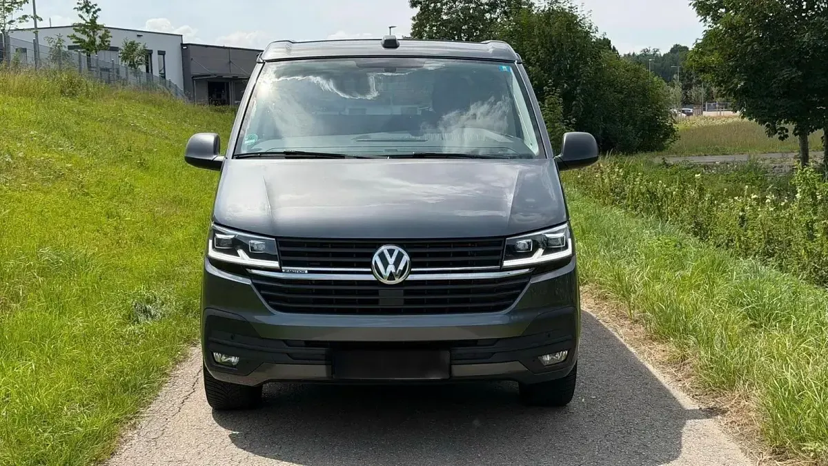 Gebraucht VW California Beach 110 PS (80 kW) 2020 Grau Van