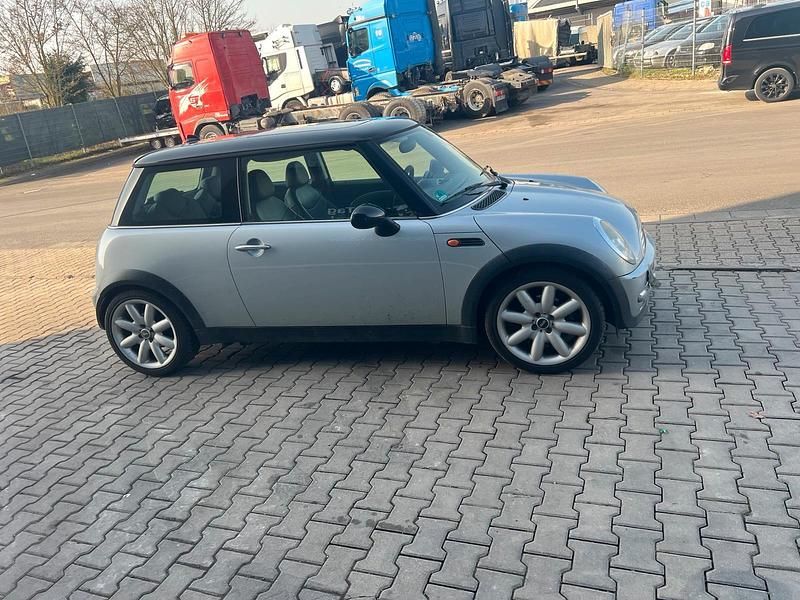 Gebraucht Mini Cooper 116 PS (85 kW) 2003 Silber Kleinwagen