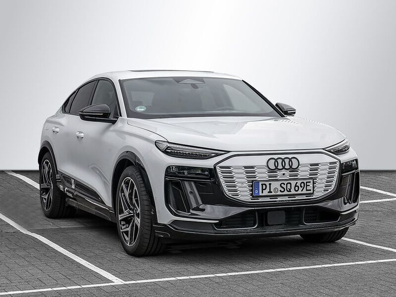 Gletscherweiß metallic Gebraucht 2025 Audi SQ6 Sportback e-tron Ambiente SUV | 95.850 € (Fairer Preis) - Bild 1/4