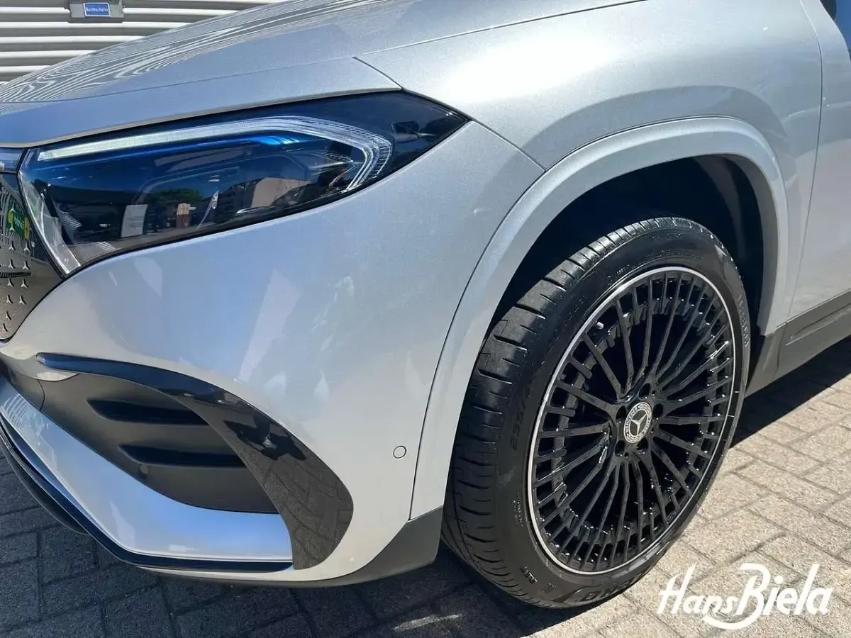 Gebraucht Mercedes EQA250 AMG 139 kW (190 PS) 2025 Silber SUV