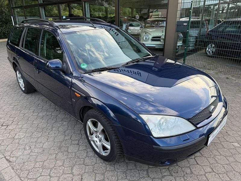 Blau Gebraucht 2003 Ford Mondeo Futura Kombi | 3.800 € (Etwas zu teuer) - Bild 1/4
