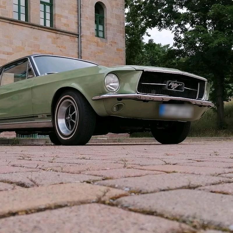 Gebraucht Ford V8 200 PS (147 kW) 1967 Grün Coupé