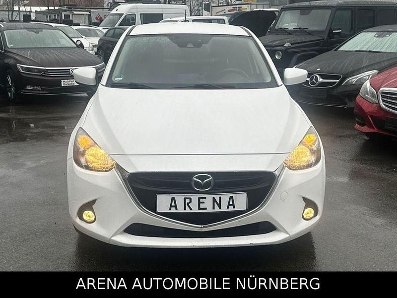 Gebraucht Mazda 2 Exclusive-Line 90 PS (66 kW) 2016 Weiß Limousine
