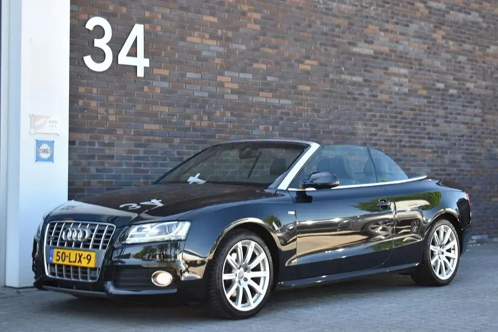 Gebraucht Audi A5 Cabriolet S-Line 179 PS (131 kW) 2010 Schwarz Cabrio