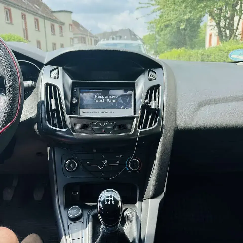 Gebraucht Ford Focus Ambiente 101 PS (74 kW) 2014 Weiß Kombi