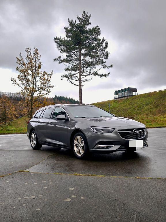 Grau Gebraucht 2017 Opel Insignia Innovation Kombi | 13.899 € (Fairer Preis) - Bild 1/4