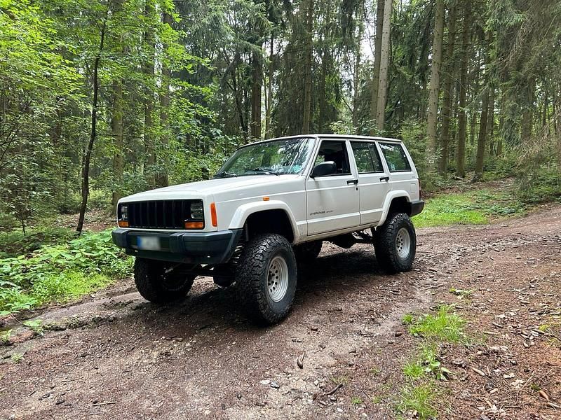 Gebraucht Jeep Cherokee 116 PS (85 kW) 2000 Weiß SUV