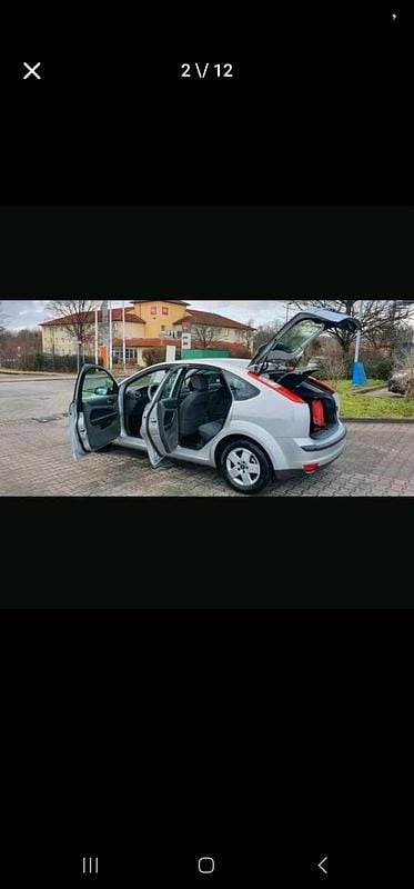 Silber Gebraucht 2006 Ford Focus Limousine | 1.400 € (Fairer Preis) - Bild 1/4