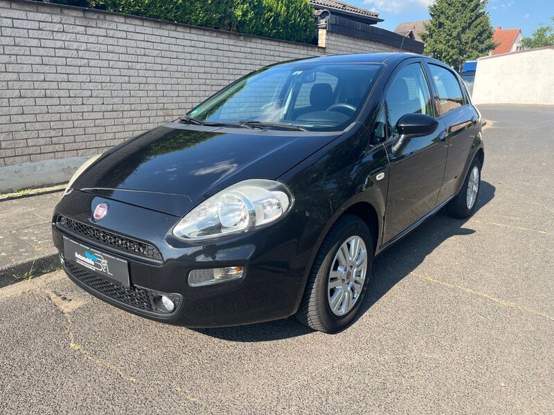Schwarz Gebraucht 2015 Fiat Punto Pop Kleinwagen | 5.990 € (Fairer Preis) - Bild 1/2