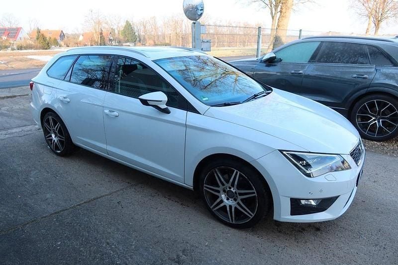 Gebraucht Seat Leon ST FR 184 PS (135 kW) 2015 Weiß Kombi
