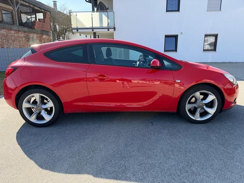 Usata Opel Astra Active 120 CV (88 kW) 2017 Rosso Berlina