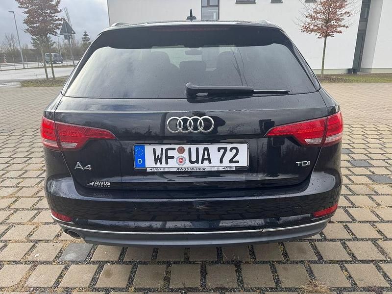 Gebraucht Audi A4 S-Line 150 PS (110 kW) 2015 Schwarz Kombi