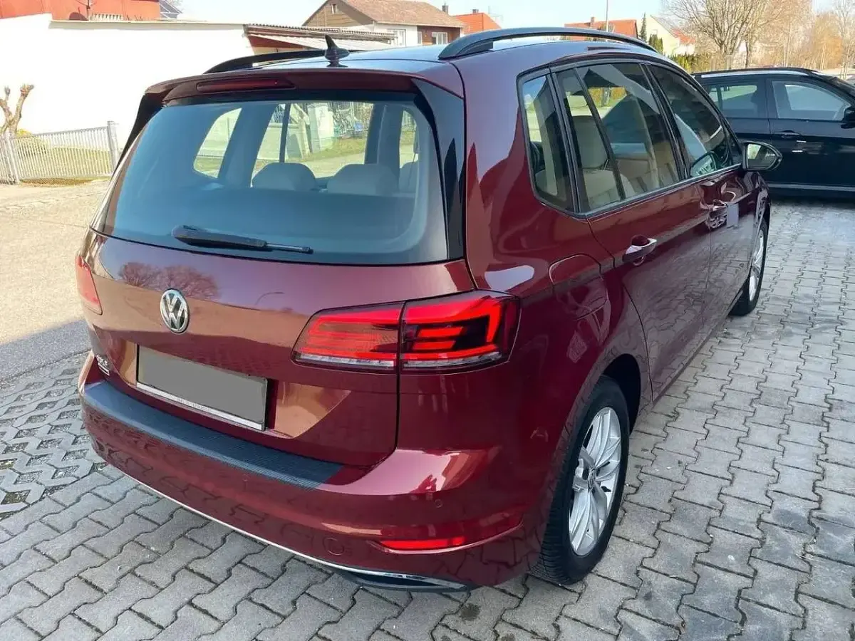Gebraucht VW Golf VII Comfortline 150 PS (110 kW) 2018 Kombi