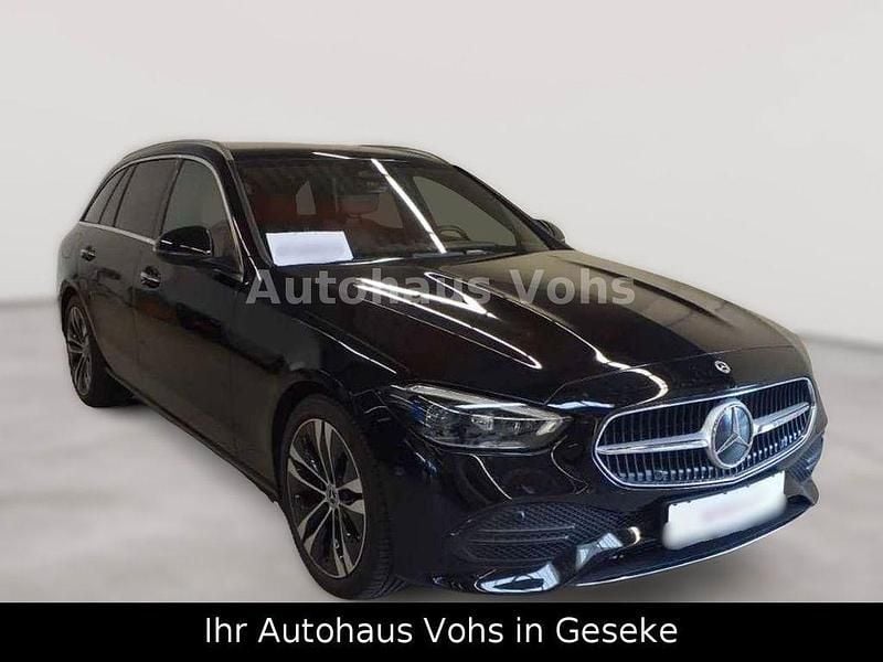 Schwarz Gebraucht 2022 Mercedes C220 Limousine | 34.870 € (Fairer Preis) - Bild 1/3